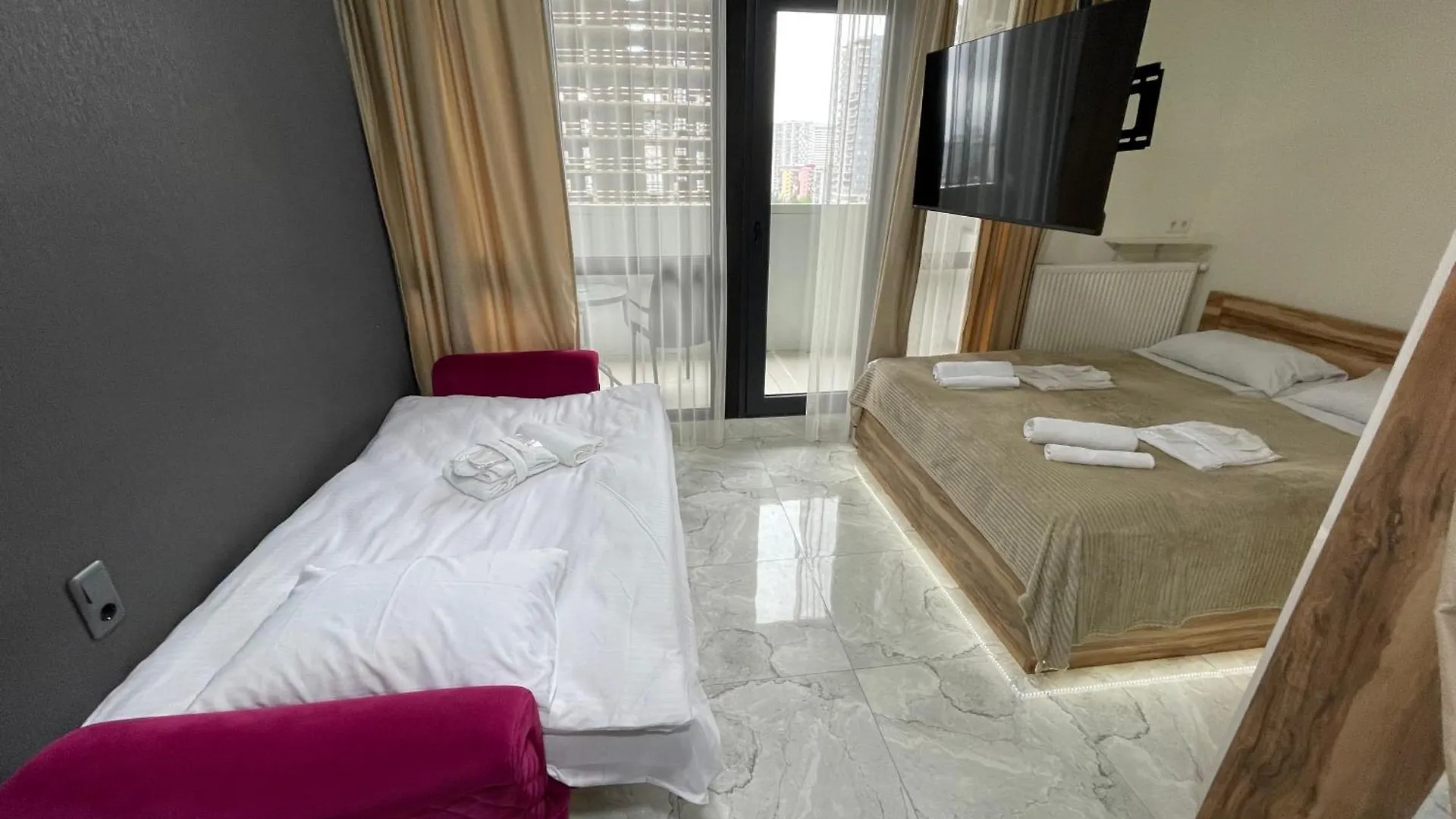 Batumi Apartment Lily